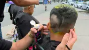 Barbeiros do RJ criam cortes inspirados na Copa do Mundo