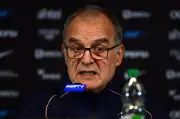 Bielsa rebate críticas de Lugano sobre eliminação do Uruguai