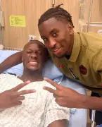Bombito visita Koné no hospital após grave lesão na Copa
