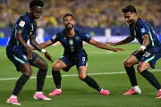 Brasil vence Haiti, mas preocupa lesão de Raphinha; Vini Jr brilha