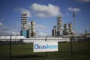 Braskem pede suspensão de cobranças para renegociar dívida de R$ 44 bi