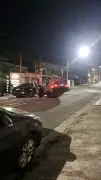 Carro capota após colisão na Vila Oliveira em Mogi das Cruzes