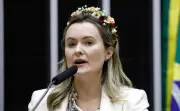 Câmara pode votar PL que equipara misoginia ao racismo nesta terça