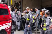Câmeras mostram minuto a minuto do tiroteio na estação São Bento do metrô