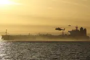 Comandos britânicos interceptam petroleiro russo no Canal da Mancha
