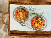 Como manter saladas no cardápio durante o inverno com dicas de nutricionista
