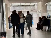 Comoção marca velório de menino de 12 anos morto por bala perdida no Rio