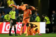 Costa do Marfim vence Curaçao e faz história com 1ª vaga no mata-mata da Copa