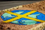 Cuiabá celebra Corpus Christi com missas, tapetes e procissão