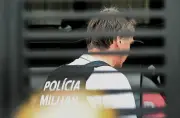 Defesa de Bolsonaro pede a Moraes que descarte falta grave por arma