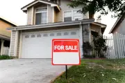 Demitido do Goldman Sachs, bilionário fundou império imobiliário de US$ 3,1 bi