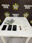 Dois jovens presos e adolescente apreendido por tráfico em Barra Mansa