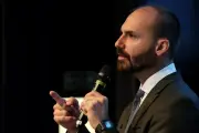 Eduardo Bolsonaro critica condenação do STF e alega motivação eleitoral