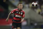 Empresa de blindagem processa Everton Cebolinha do Flamengo