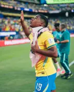 Endrick estreia na Copa do Mundo e leva torcida à loucura