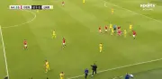 Eriksen recebe alta após desmaio em amistoso e tranquiliza fãs