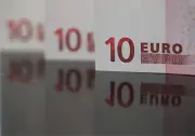 Euro avança no mercado global, mas ainda longe do dólar, diz BCE