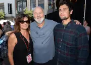 Filho de Rob Reiner pede acesso a fundo de US$ 1,5 milhão para defesa