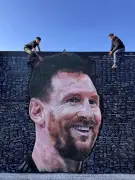 'Fiquei paralisado': artista de mural de Messi reage a vídeo do craque