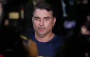 Flávio Bolsonaro defende vice mulher e busca aceno ao eleitorado feminino