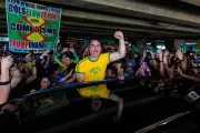 Flávio Bolsonaro recusa escolta policial da PF