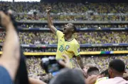 Foto de Rayan após classificação do Brasil na Copa viraliza e encanta web