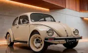 Fusca Última Edición de R$ 1 milhão chama atenção em encontro de autos antigos
