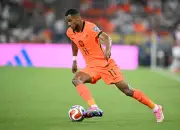 Gakpo chora ao marcar gol pela Holanda após perder filho