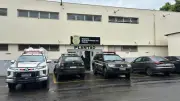 Gari denuncia importunação sexual em Uberaba e agride vidro de carro