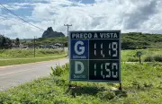 Gasolina sobe para R$ 11,19 em Fernando de Noronha; taxistas criticam