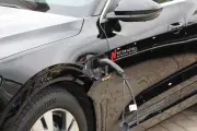 Gecex mantém alta de tarifa para elétricos, mas cria cota zero por 6 meses