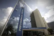 Governo adia revisão do BPC para 2027 e foca em reduzir fila do INSS