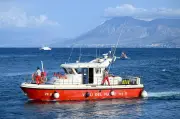 Guarda costeira italiana recupera corpos de 10 imigrantes em naufrágio perto de Malta
