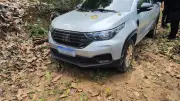 Homem morto a facadas dentro de carro abandonado no sul da Bahia