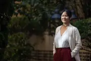 'IA não é compatível com a democracia', diz pesquisadora Karen Hao