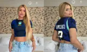 Irmã de Casemiro aposta em look básico para torcer pelo irmão