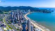 Itapema supera Balneário Camboriú e tem o m² mais caro do Brasil