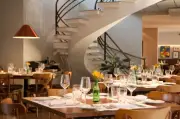 Jantar beneficente de 13 anos do Casa Santo Antônio apoia jovens