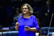 Líder do governo no Senado se reúne com Alcolumbre em meio a pauta-bomba