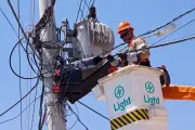 Light arrecada R$ 1,24 bi em aumento de capital; XP reduz preço-alvo