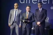Lincoln Gakiya recebe Prêmio Faz Diferença 2025 no Rio