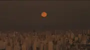 Lua de morango ilumina céu de Goiás nesta segunda-feira