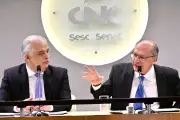 Lula se reúne com França e articula indicação de ex-ministro para vice de Haddad