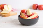Maçã: benefícios, receitas e dicas para incluir no dia a dia