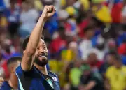 Matheus Cunha celebra camisa 9 e dois gols na Copa