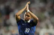 Mbappé brilha, França vence Iraque e garante vaga nas oitavas da Copa 2026
