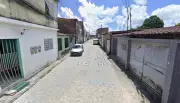Mãe e filho são mortos a tiros dentro de casa em Abreu e Lima