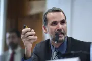 Medidas necessárias para proteger economia serão tomadas, diz ministro
