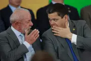 Mesmo irritado, Lula arrefece resistência a reunião com Alcolumbre