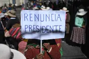 Ministros renunciam na Bolívia em meio a protestos por renúncia de Paz